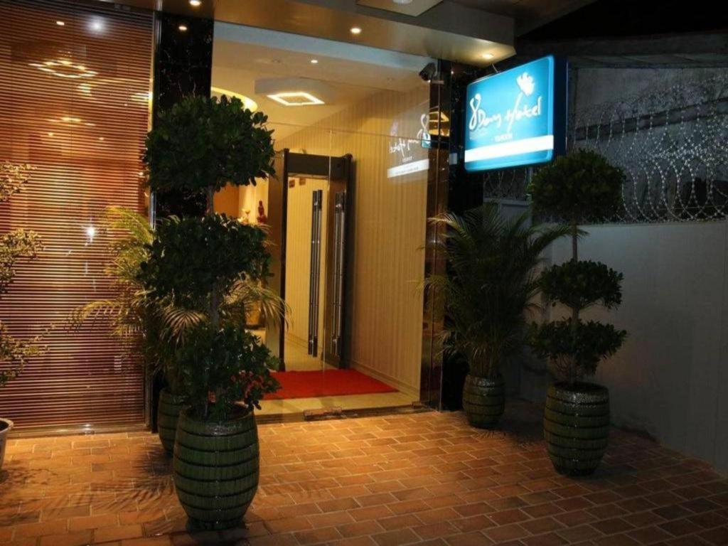 יאנגון 8Day Hotel מראה חיצוני תמונה
