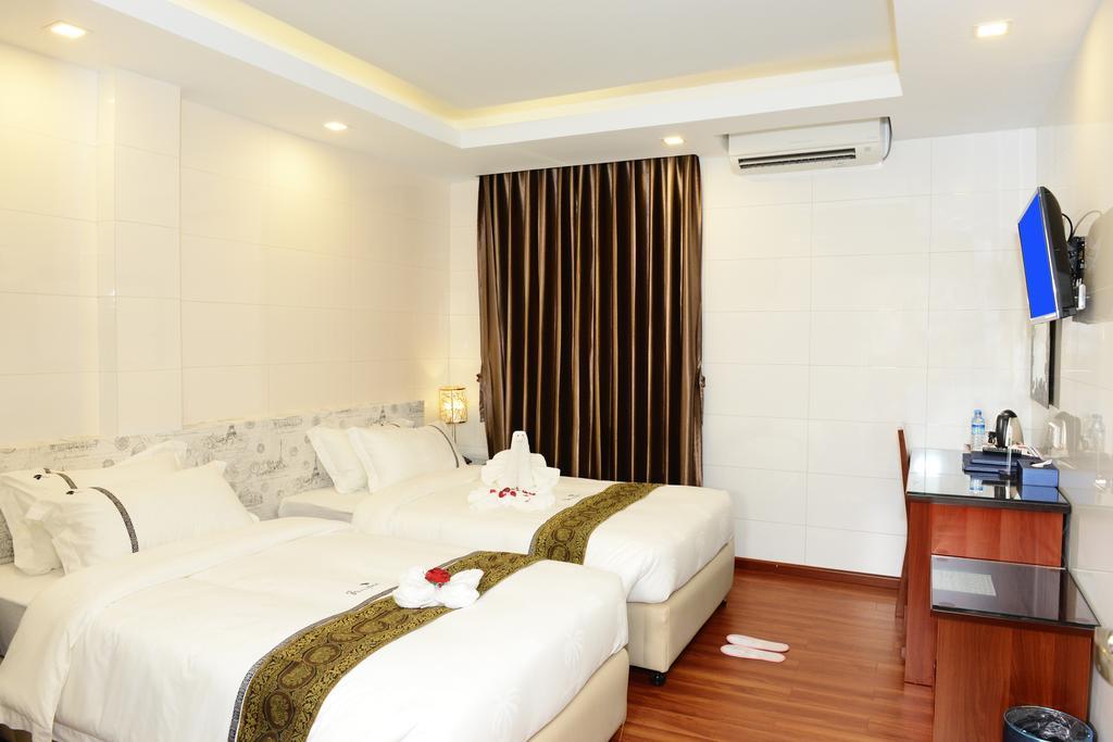 יאנגון 8Day Hotel חדר תמונה