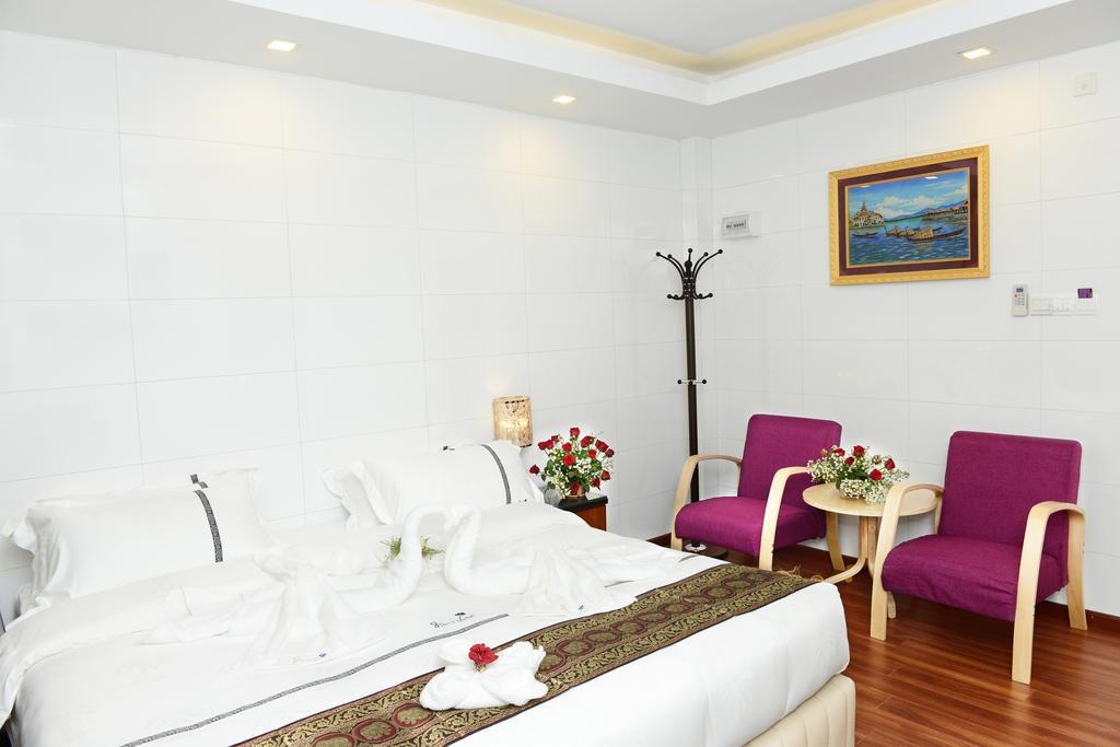יאנגון 8Day Hotel חדר תמונה